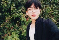 抖音娱乐圈吃瓜真假,真假难辨，揭秘明星幕后真相